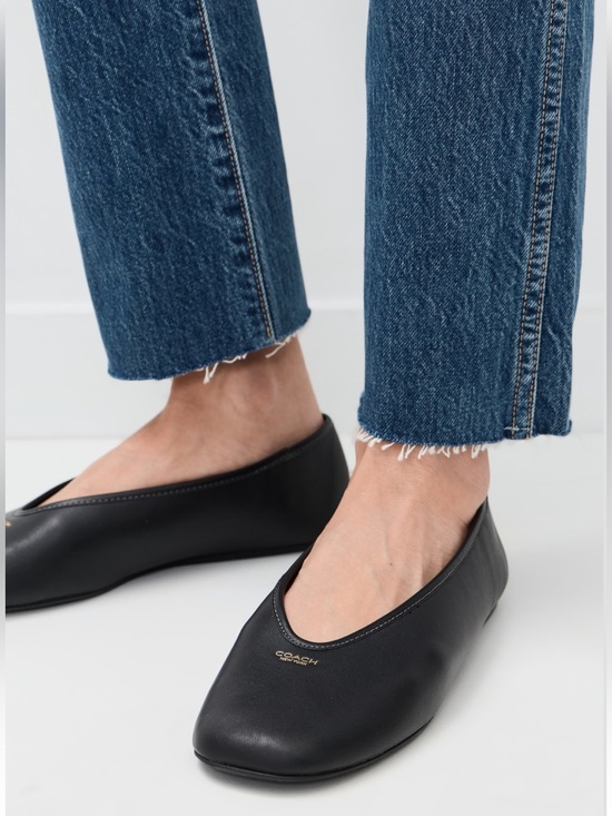Coach Shoes - COACH
BALLERINAS 'HOUSTON' black
$185 size 8 gently used